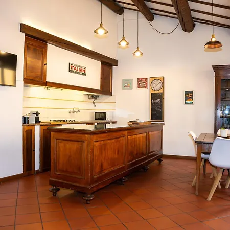 Lhe Beating Heart Apartment *